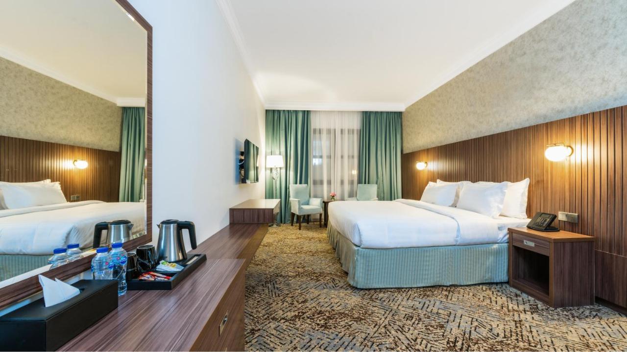 Mias Al Madina Hotel 4*